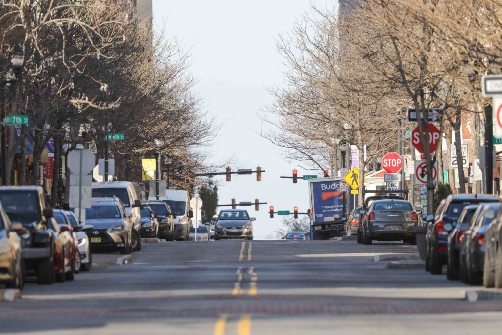 News 2020 – Mar 26 – Wilmington Delaware sees a reduction in activity due to the stay at home order. A street with cars in Wilmington, Del. is visible.