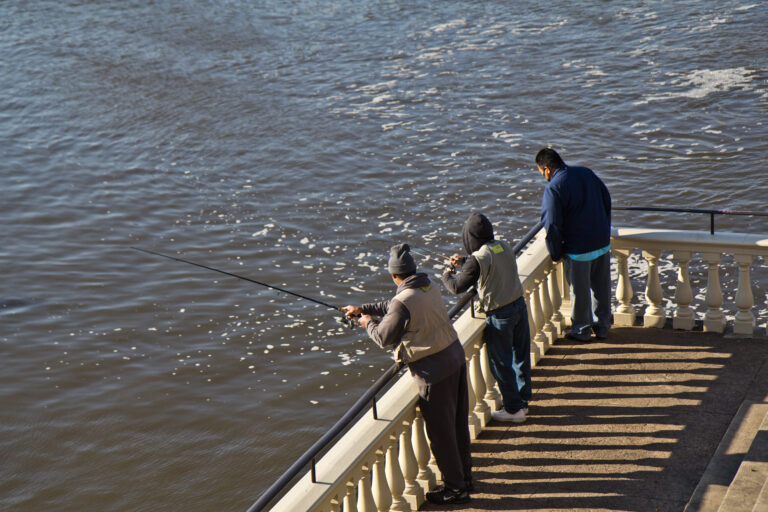 People fishing