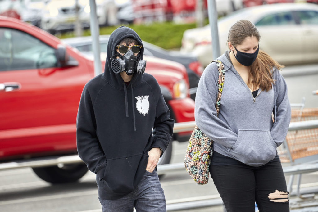 April 4, 2020, Scotch Plains, New Jersey, USA: Customer is ready for shopping wearing a top of the line protective mask at Home Depot during this covid-19 pandemic in Watchung, New Jersey. Duncan Williams/CSM.(Credit Image: &copy; Duncan Williams/CSM via ZUMA Wire) (Cal Sport Media via AP Images)