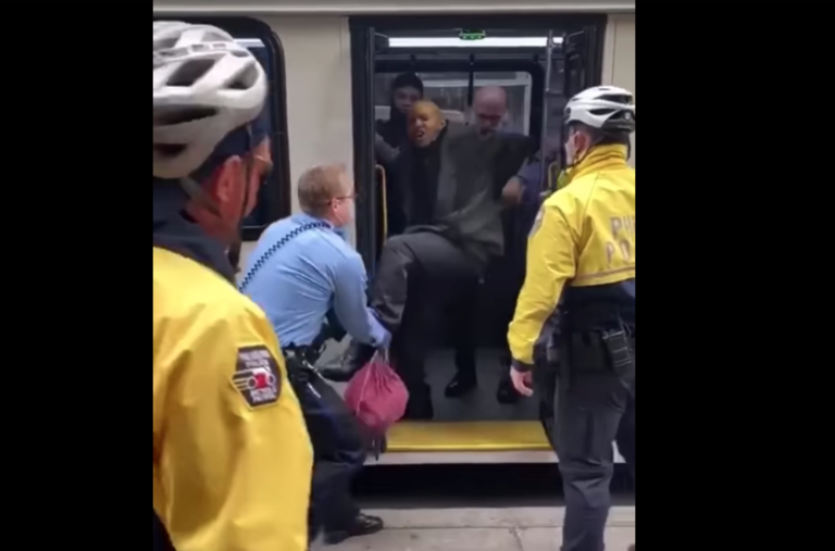 Screen-Shot-2020-04-10-at-1.18.56-PM-768×507 A clip from a viral video shared on Facebook on April 10, 2020. (Facebook)