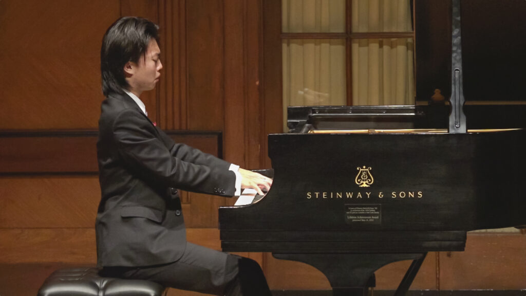 Ray Ushikubo, piano