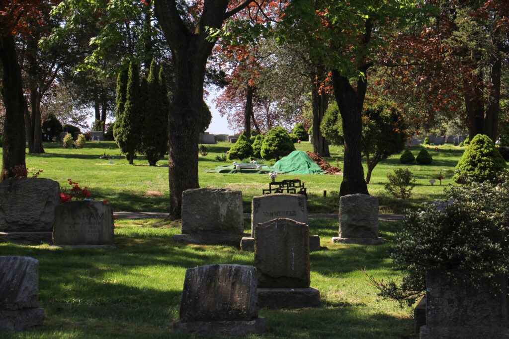 2020 05 04-e lee-bloomfield nj-glendale cemetery burials Glendale Cemetery in Bloomfield, like many other cemeteries in northern New Jersey, has seen a sharp increase in burials since the coronavirus pandemic struck the region. (Emma Lee/WHYY)
