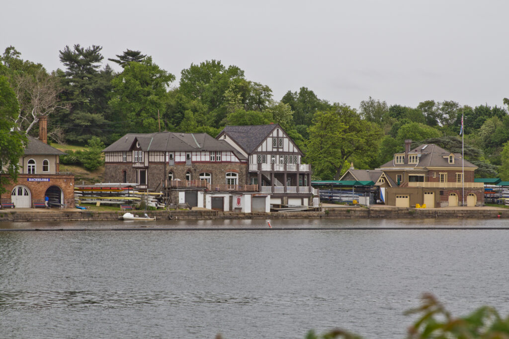 2020 5 22 8 k paynter schuylkill dredging-7 Boathouse row along the Schuylkill River. (Kimberly Paynter/WHYY)