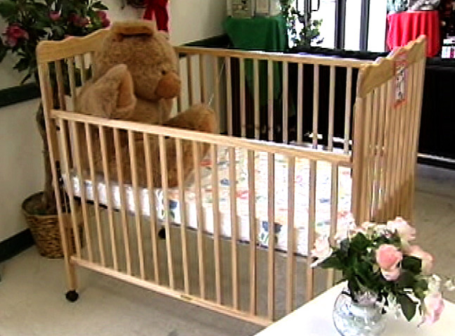 drop-side-crib (NBC New York)