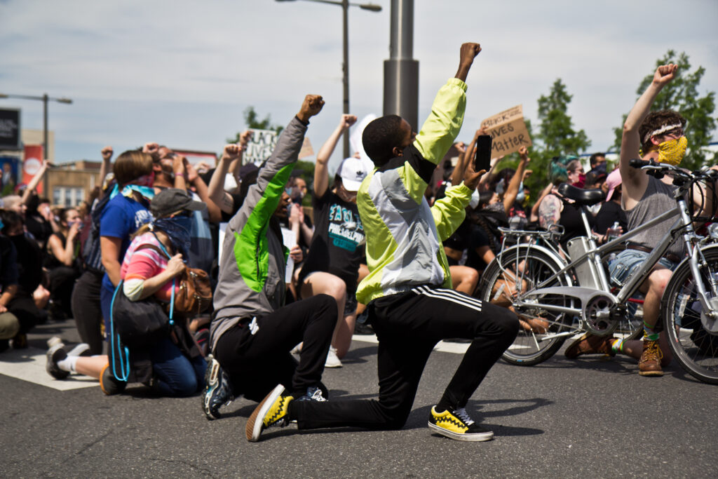 2020 6 3 k payntertemple protests-4 Temple students take a knee