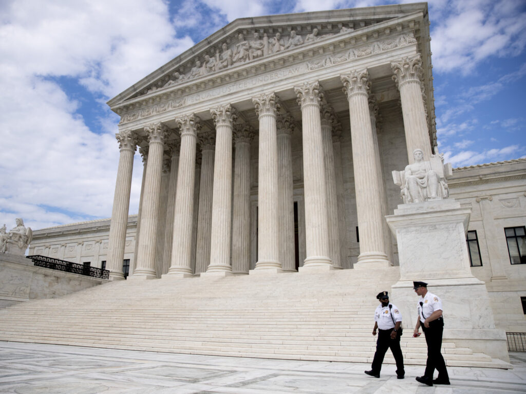 ap_20135749977429-16fc3c8fdc6196a33678636e31bc5446439a5bc0-s1600-c85 Supreme Court