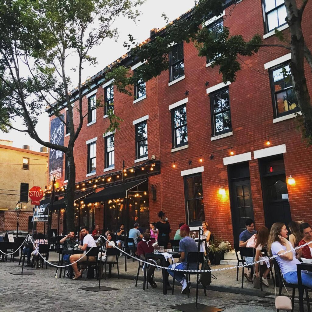 NoLbs image People dine outside in Northern Liberties. (Courtesy of Northern Liberties Business Improvement District)