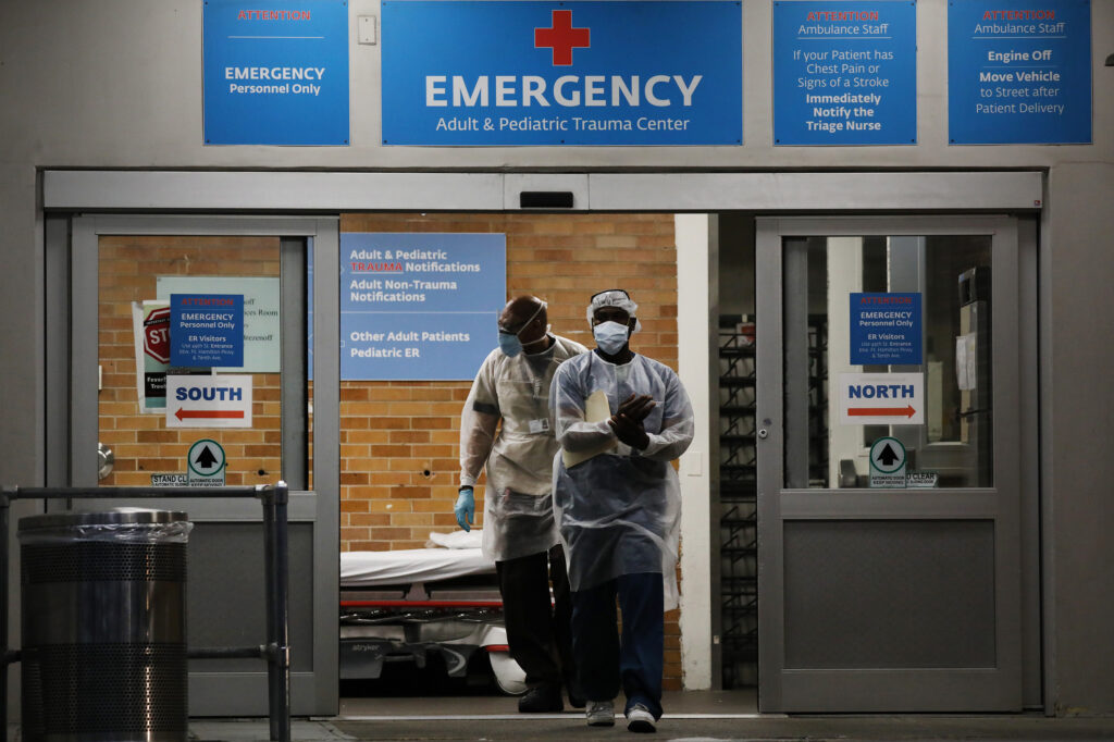 The Trump administration abruptly required hospitals to stop reporting COVID data to CDC and use a new reporting system set up by a contractor. Two weeks in, the promised improvements in the data have yet to materialize. The Trump administration abruptly required hospitals to stop reporting COVID data to CDC and use a new reporting system set up by a contractor. Two weeks in, the promised improvements in the data have yet to materialize. (Spencer Platt/Getty Images