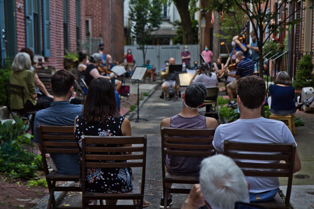 2020 8 12 k paynter iseminger street concert-2 Philadelphia musicians playing music on a narrow rowhouse block