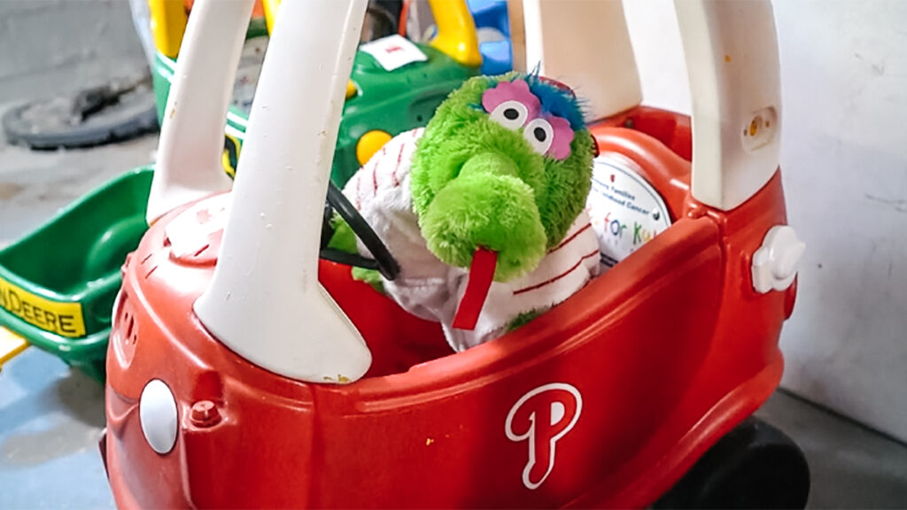 KustomKars Phillie Phanatic toy