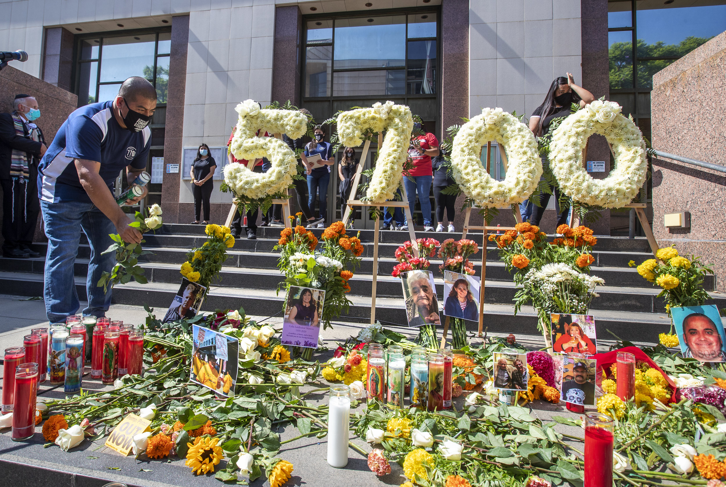 Memorial ceremony honors more than 5700 Angelinos lost to the coronavirus