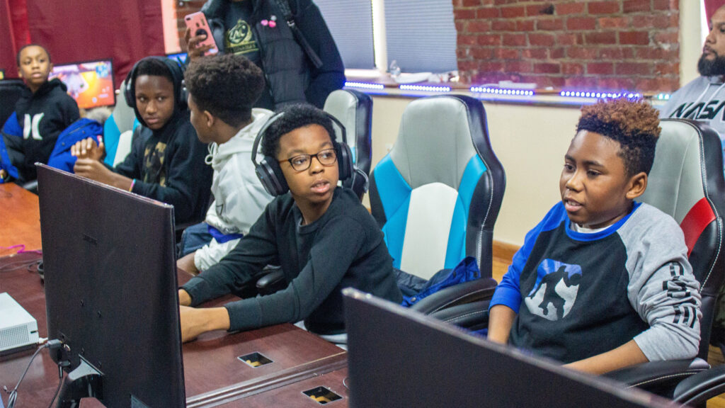 proamlive-esports-02crop Philly kids practice gaming at Pro Am Live while learning about the esports industry OMM PRODUCTIONS / COURTESY EDWARD KINNIBREW