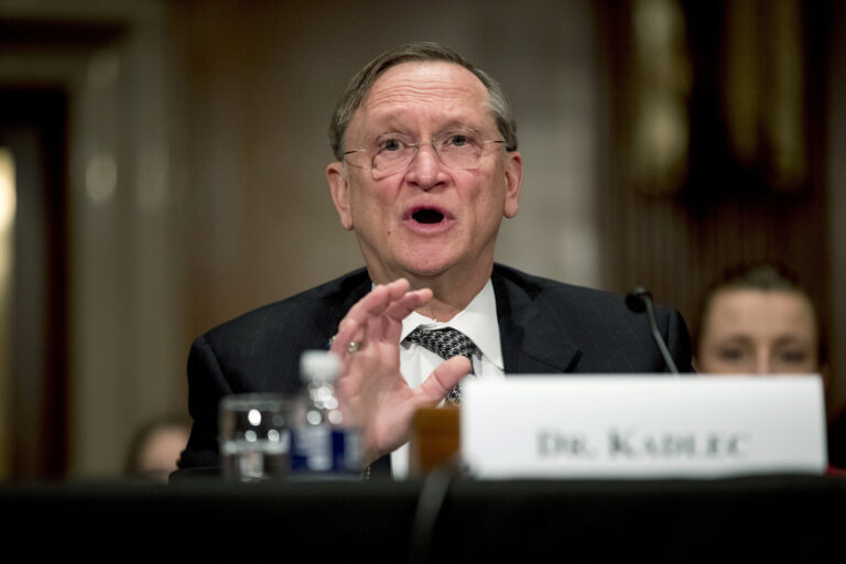 Dr. Robert Kadlec