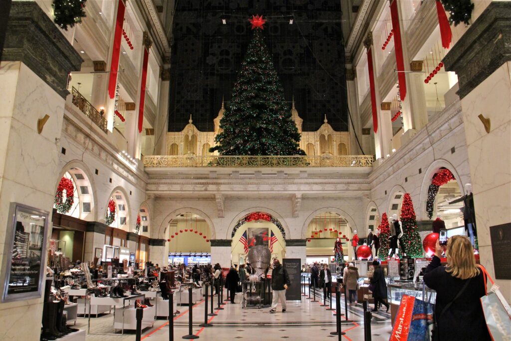 2019 11 27-e lee-philadelphia center city macys Macy's department store in Center City, Philadelphia. (Emma Lee/WHYY)