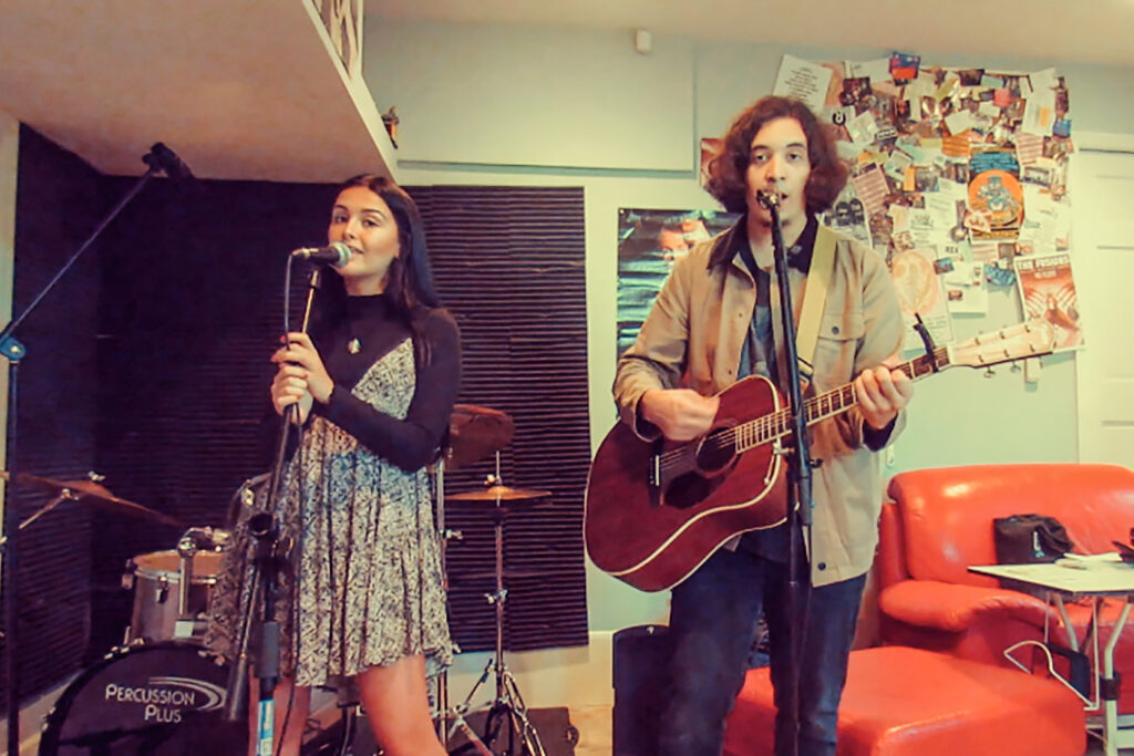 Musicians Julia Affinito and Tyler Partnow