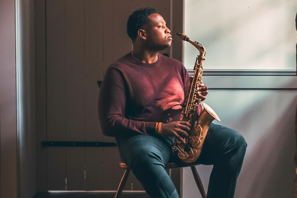 Saxophonist Mervin Toussaint