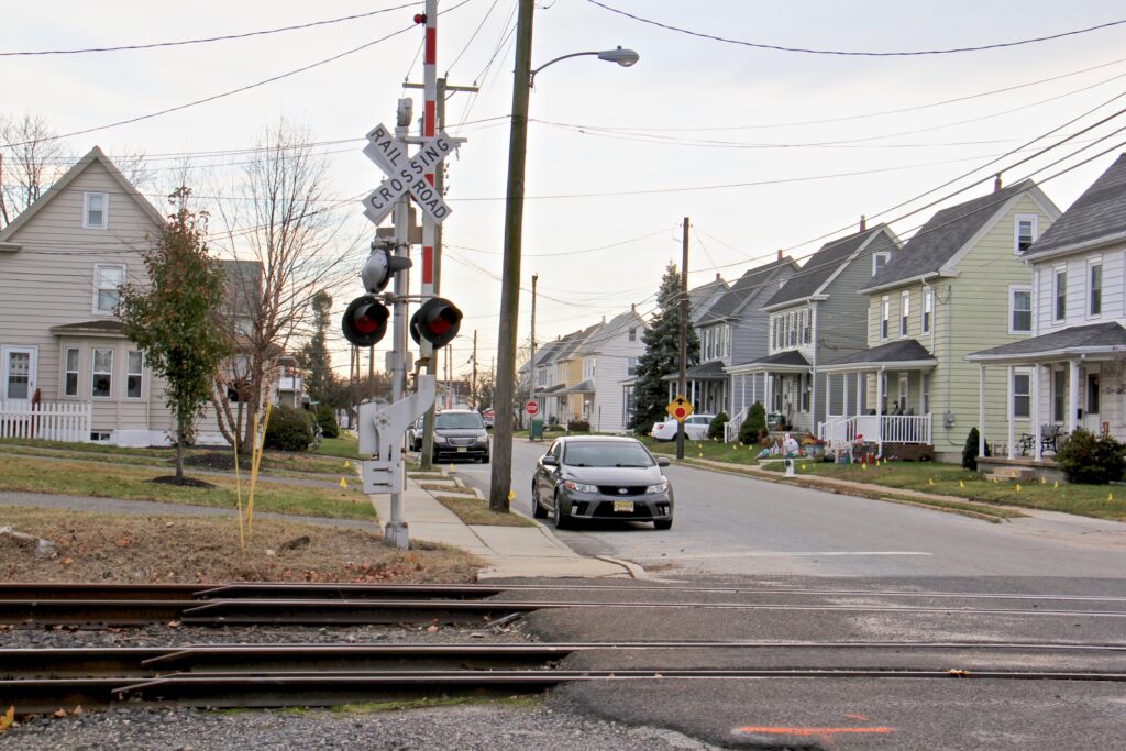2020 11 19-e lee-gibbstown nj-liquid natural gas facility repauno street Homes line North Repauno Avenue in Gibbstown