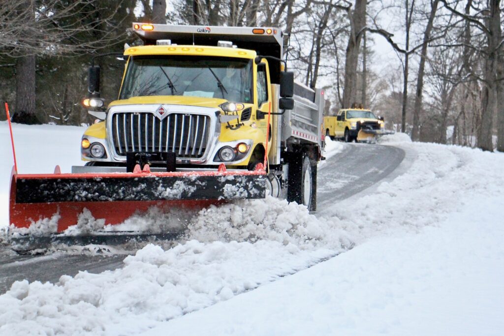 2021 02 18-e lee-moorestown nj-snowstorm plows Plows clear the roads in Moorestown, N.J.