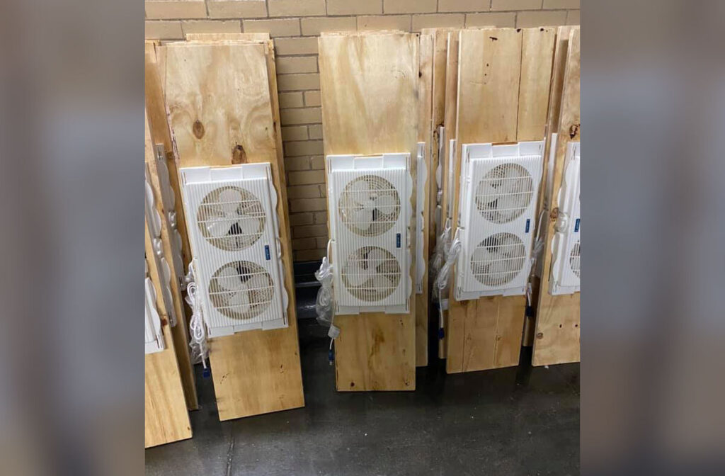 Es7xjBaXAAIC2-2 Window fans for ventilation are part of the School District of Philadelphia's controversial return to in-person learning plan. (Twitter/@Philly_RJ)
