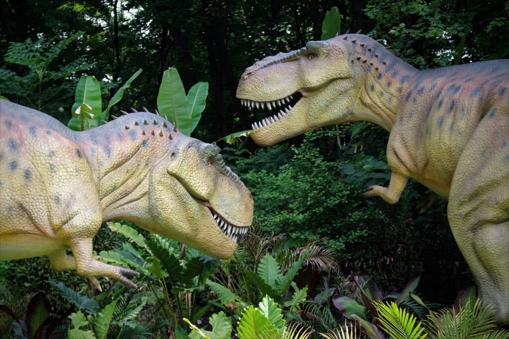PHL_zoo_big_time_t-rex A pair of animatronic T-Rexes