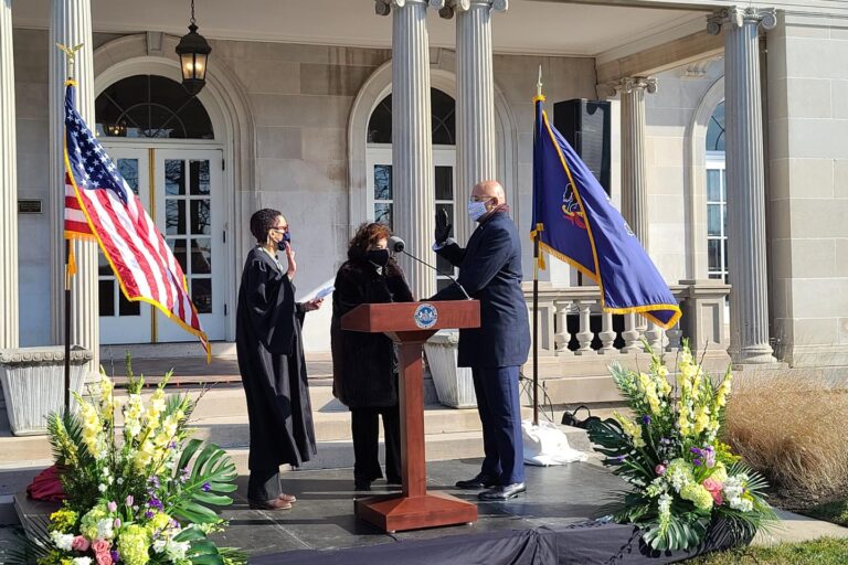 Timothy DeFoor is sworn in as Pennsylvania's auditor general. (Commonwealth Media Services) 