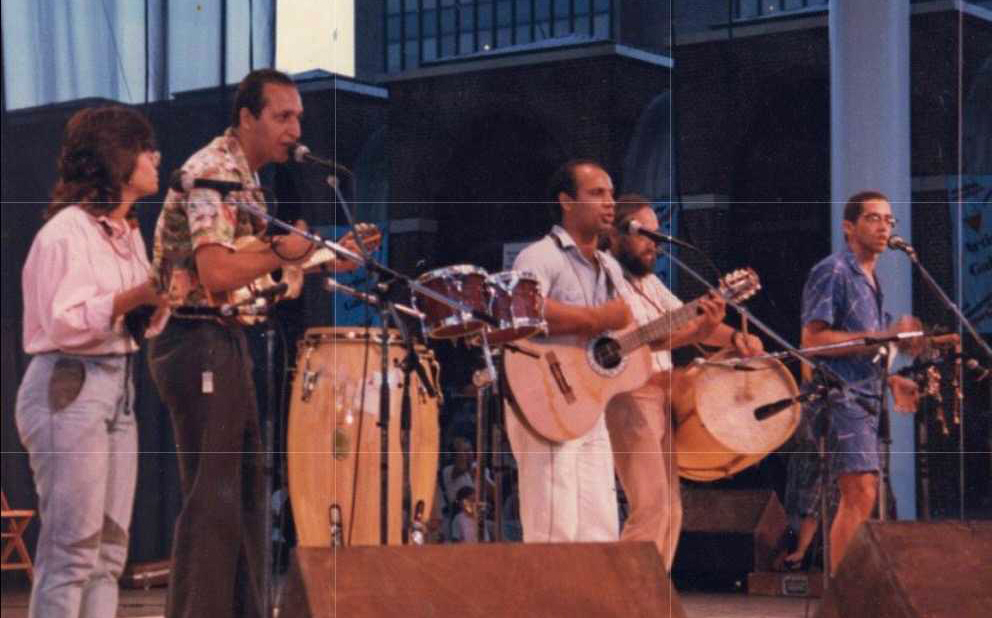 Alba Martínez was a part of a salsa group called Síntesis during the mid-to-late 1980's — she joined a few years after she came to Philadelphia. | Alba Martínez formó parte de un grupo de salsa llamado Síntesis en los 1980's, unos años después de llegar a Filadelfia. (Courtesy of Alba Martínez)