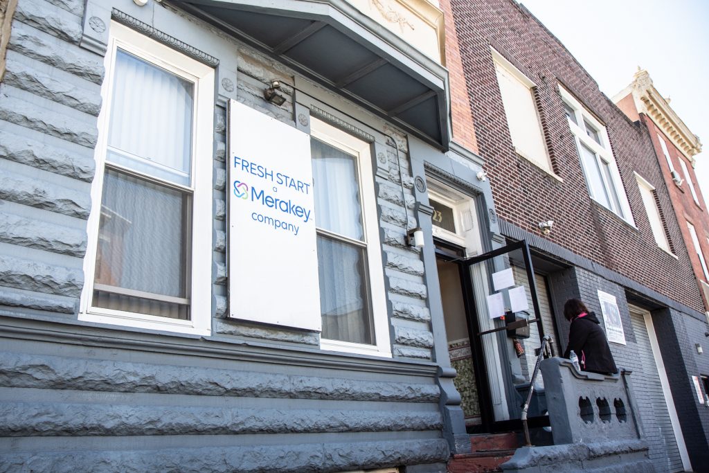 IMG_9845 Merakey’s Fresh Start recovery program on Frankford Avenue in Philadelphia’s Kensington neighborhood arranged for the Philadelphia Health Department to administer the Johnson & Johnson vaccine to residents on March 30, 2021. (Kimberly Paynter/WHYY)