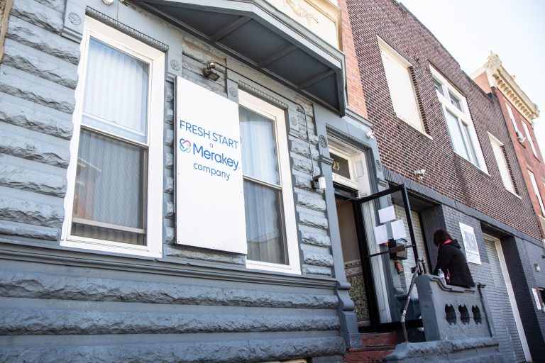 Merakey’s Fresh Start recovery program on Frankford Avenue in Philadelphia’s Kensington neighborhood arranged for the Philadelphia Health Department to administer the Johnson & Johnson vaccine to residents on March 30, 2021. (Kimberly Paynter/WHYY)