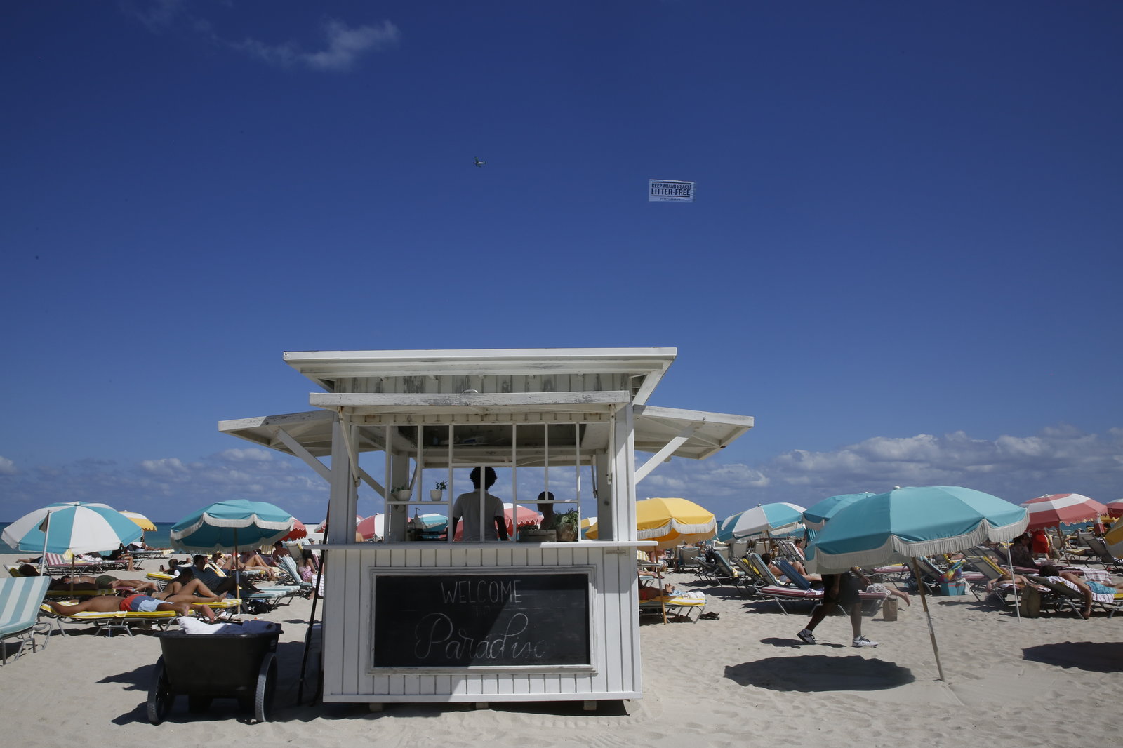 People flock to Miami Beach