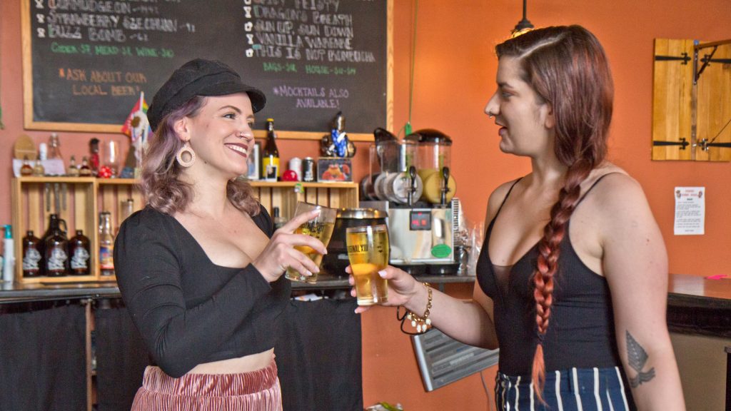 original13ciderworks-kensington-bar03crop Original 13 general manager Maggie McHale (left) and assistant general manager Petra Manchina (right) (Kimberly Paynter/WHYY)