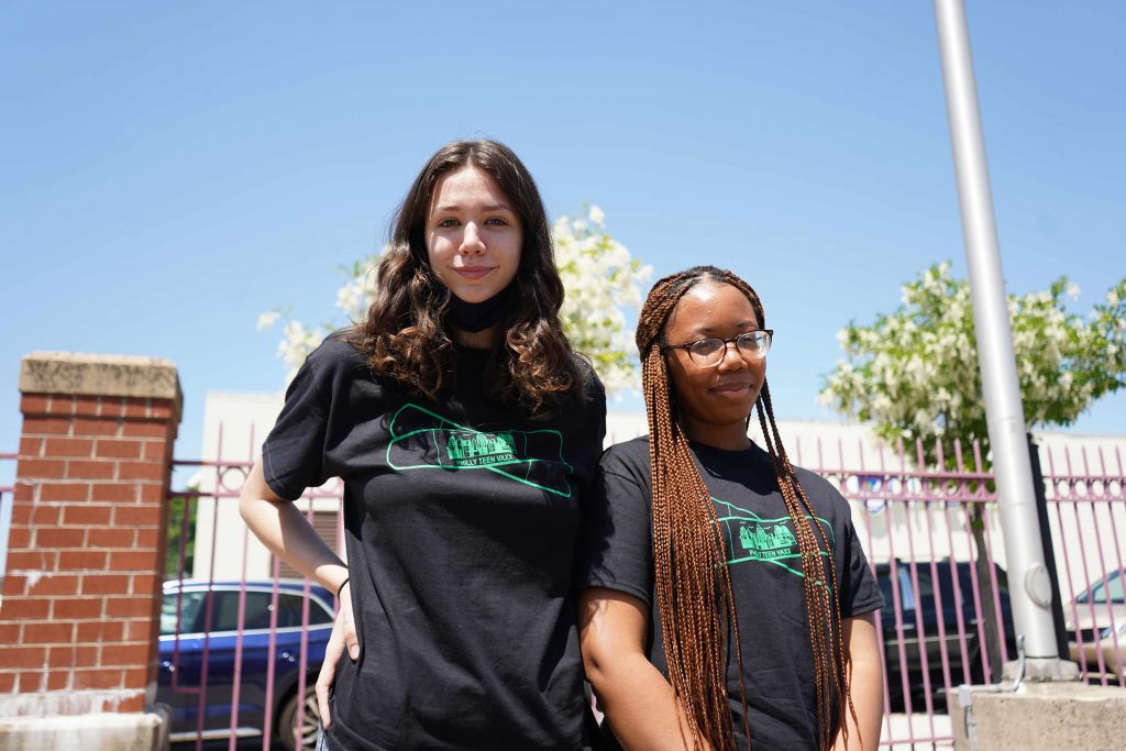 Student-Ambassadors-from-L-to-R—Nina-Dilworth-and-Carmen-Sackie From left, Philly Teen Vaxx student ambassadors Nina Dilworth and Carmen Sackie. (Kenny Cooper/WHYY)