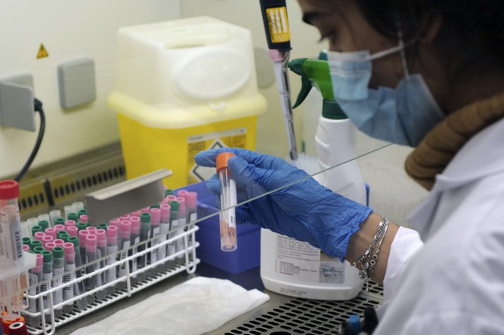 Virus Outbreak France Seminar Kibir processes analysis of some nasal swab samples
