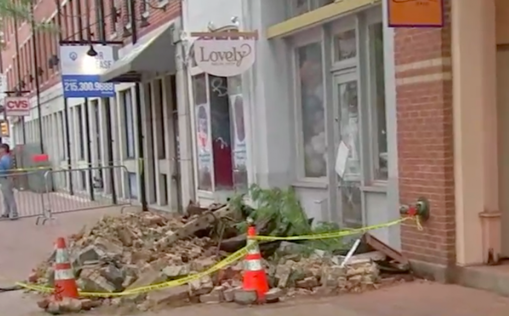 A building in Old City partially collapsed Friday morning. (6ABC)