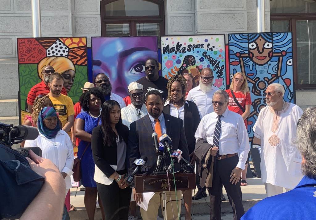 E5nnr-9X0BILuqi Senator Sharif Street speaking at an anti-gun violence press outside of City Hall in Philadelphia, July 6, 2021. (Sen. Street / Twitter)