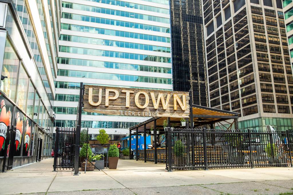 Uptown Beer Garden (Eddy Marenco / Uptown Beer Garden)