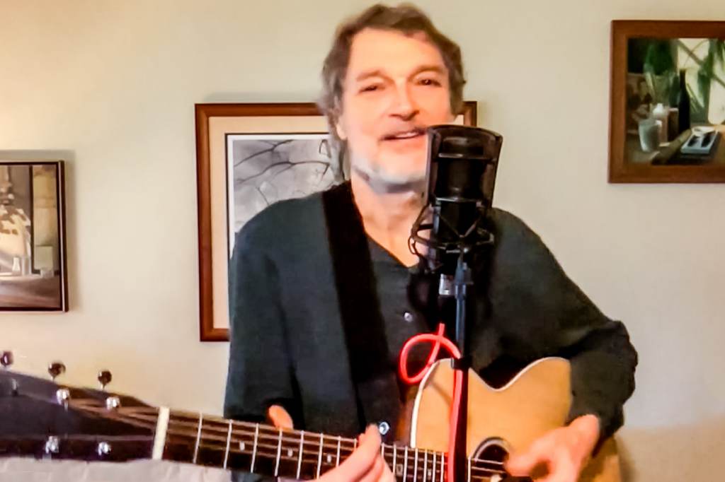 maho-web House Concert Series musician Maho Bay Ray
