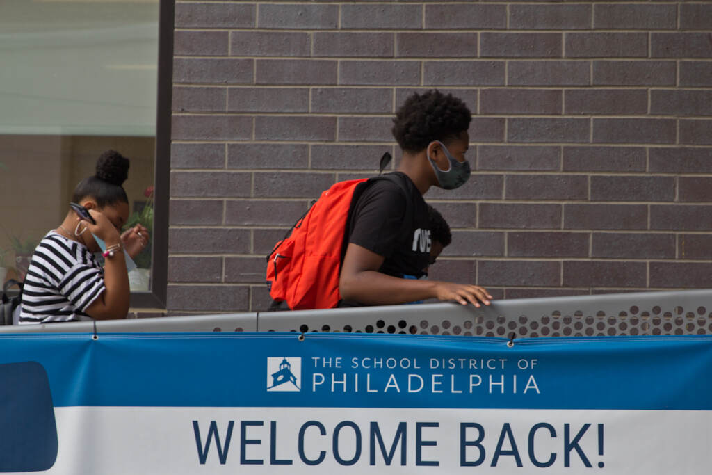 2021 08 31 k paynter first day of school 2021-17 File photo: Philadelphia School District students at Samuel Powel Elementary School and Science Leadership Academy Middle School returned to in-person learning on August 31, 2021. (Kimberly Paynter/WHYY)