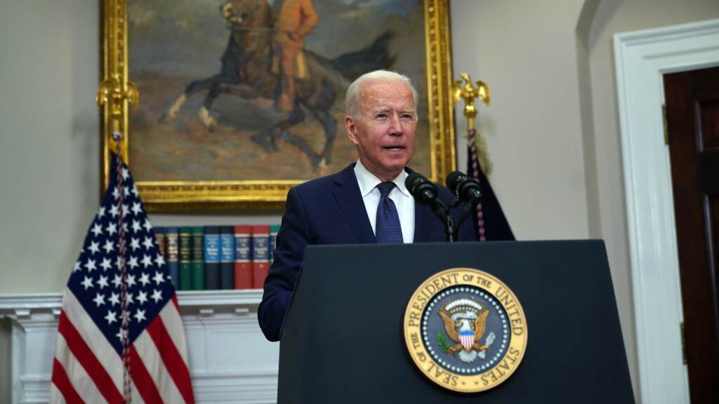 President Biden said the U.S. is continuing to evacuate U.S. citizens and Afghan allies of the U.S. from Afghanistan. President Biden said the U.S. is continuing to evacuate U.S. citizens and Afghan allies of the U.S. from Afghanistan. (Andrew Caballero-Reynolds/AFP via Getty Images)
