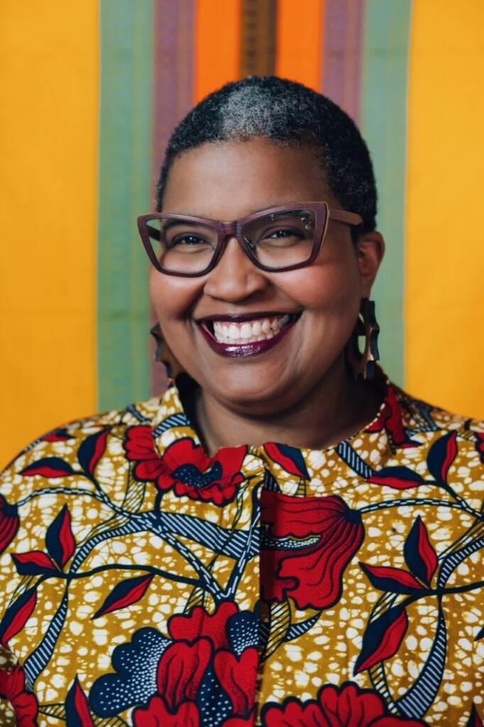 Portrait photo of Nikki Brake-Sillá