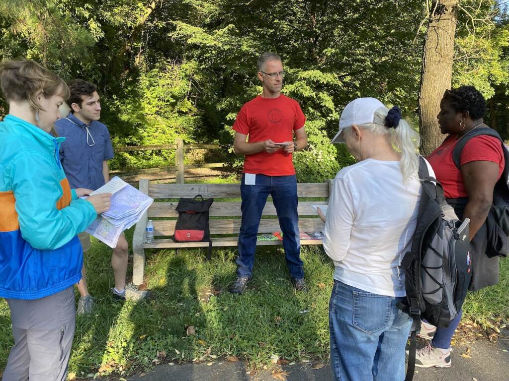 IMG_0087 Artist JJ Tizou leads a walking tour around Philadelphia. (Aaron Moselle / WHYY)