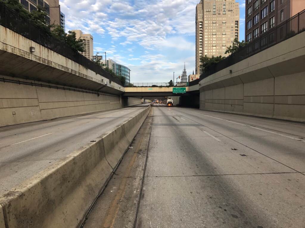 vine_street_expressway_1676_cleanup_ida_090521 A cleared out Vine Street Expressway