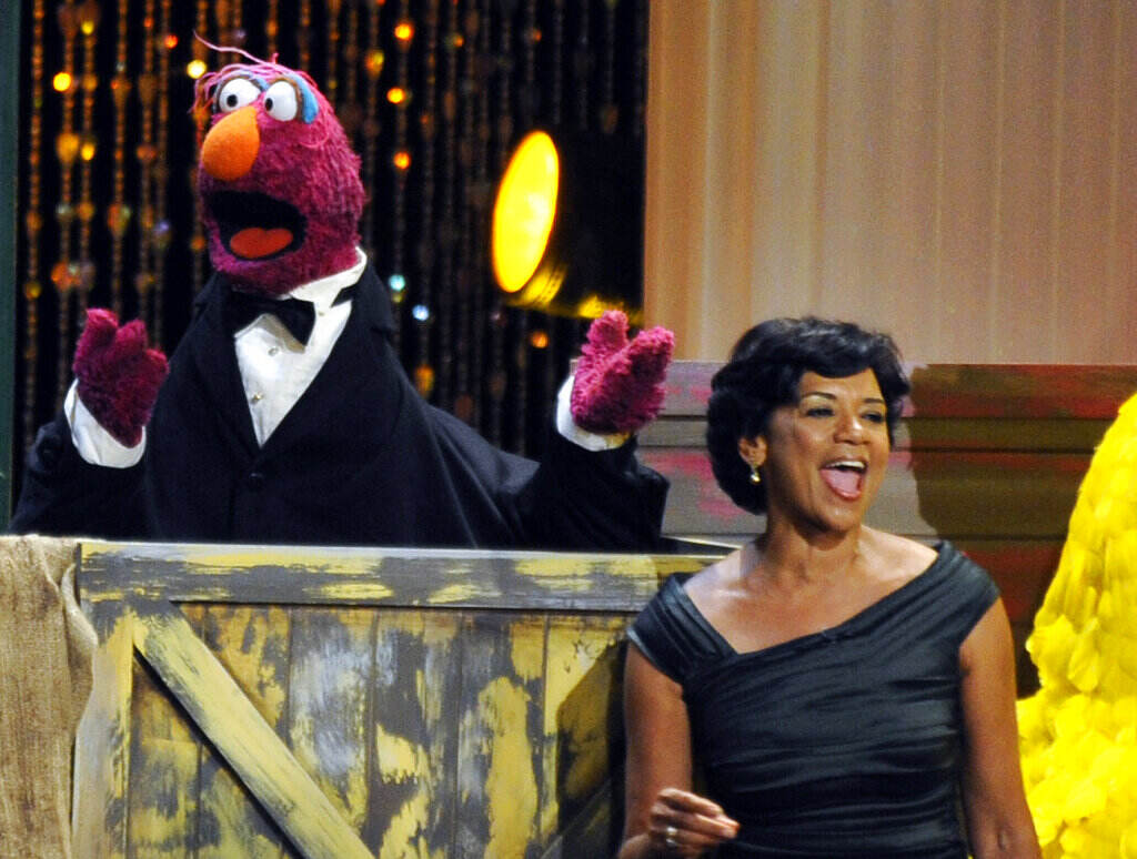 Sonia Manzano FILE - In this Aug. 30, 2009 file photo, actress Sonia Manzano, right, performs at the Daytime Emmy Awards in Los Angeles. Manzano, who has played the role of Maria on the groundbreaking kid show