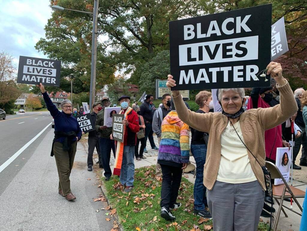 ChrisRabb photo3 People gathered for a vigil for Walter Wallace Jr. at the Germantown Unitarian Society in Philadelphia