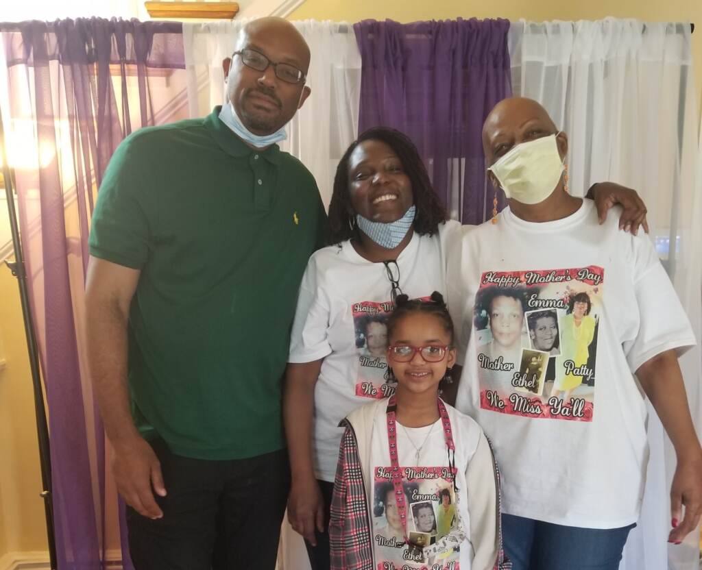 Kimyatta and family New Jersey resident, Kimyatta Frazier (middle), with her family celebrating Mother's Day last May