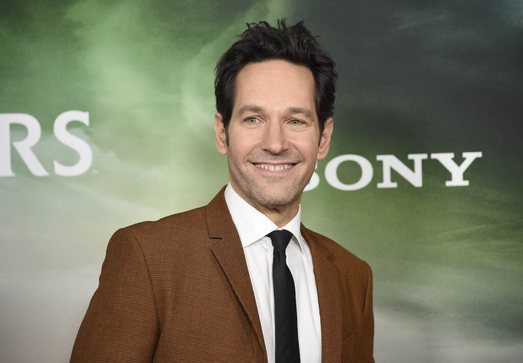 Paul Rudd People’s Sexiest Man Alive of 2021 is set to be inducted into the vaunted Five-Timers Club on “Saturday Night Live,” but the surging omicron variant of the coronavirus means there won’t be a live audience to see it happen.