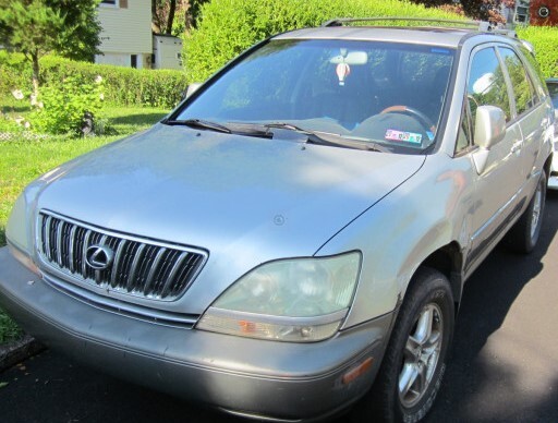 Branning's car, a silver 2002 Lexus