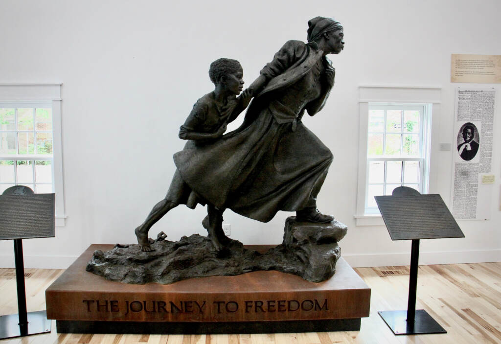 2021 06 19-e lee-cape may nj harriet tubman museum-the journey to freedom sculpture ''Journey to Freedom,'' by Wesley Wofford. (Emma Lee/WHYY)