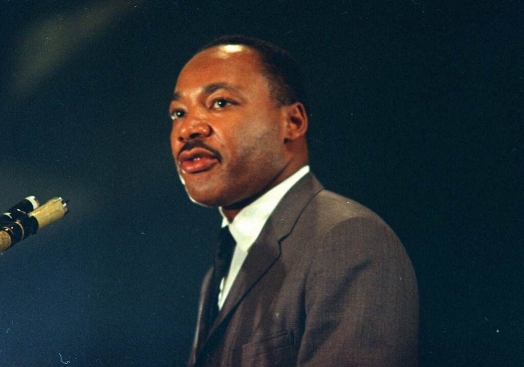 MARTIN LUTHER KING Dr. Martin Luther King Jr.