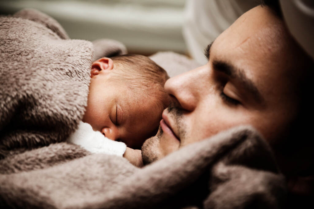 the-pulse-pexels-pixabay-2133 Close up of sleeping man and baby