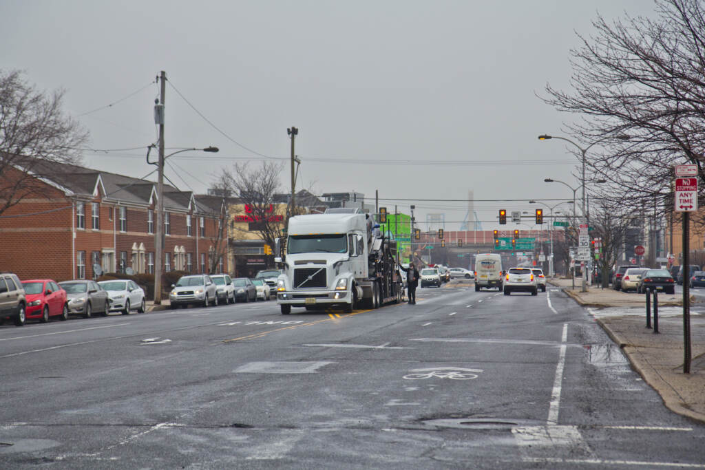 2022 2 8 k paynter washington ave. february 22-6 The intersection at Washington Avenue